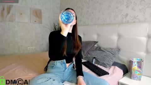 GMT7TueWedThSu 0300am-0900am. Sa 1000am-0400pm online show from 11/13/25, 04:39