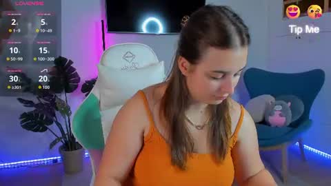 Snapshot of nicole_de_lux chatting on 07/31/26, 06:02 Nicole De Lux online show from 07/31/26, 06:02