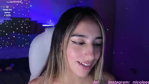 Nicole online show from 02/02/25, 11:11