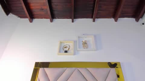 nicole_grace0 online show from 09/22/25, 12:07