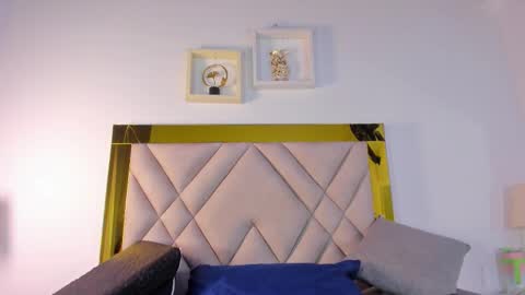 nicole_grace0 online show from 09/26/25, 12:09