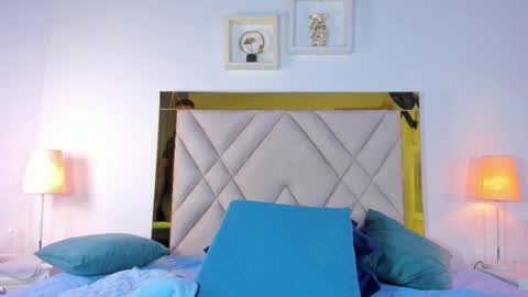 nicole_grace0 online show from 10/03/25, 12:02