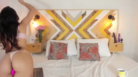 Nicole Haley online show from 02/24/25, 03:20