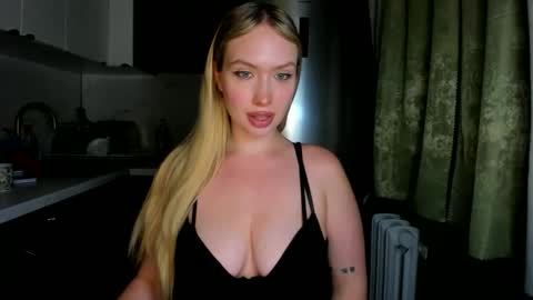 Nicole online show from 09/27/25, 09:31