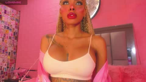 Snapshot of nicole_rosales chatting on 09/09/25, 03:06 nicole_rosales online show from 09/09/25, 03:06