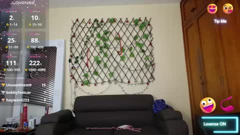 Nicole Santana online show from 02/07/25, 01:15