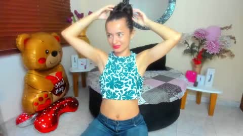 Snapshot of nicole_santana_ chatting on 04/23/26, 10:45 Nicole Santana online show from 04/23/26, 10:45