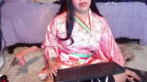 Snapshot of nicole_smithhh chatting on 04/20/26, 03:37 Anna Nicole online show from 04/20/26, 03:37