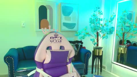 Nicolle online show from 01/14/26, 12:00