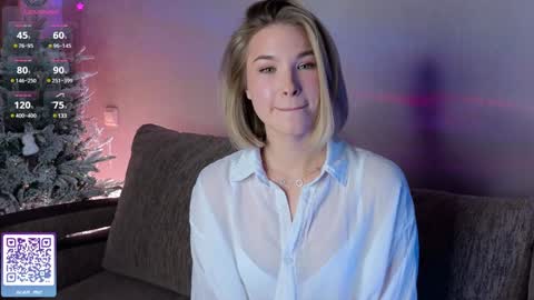 Nicole online show from 01/16/25, 04:07