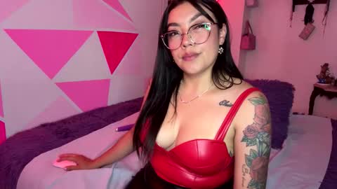 Nicole online show from 01/08/26, 05:43