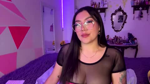 Nicole online show from 01/14/26, 05:24