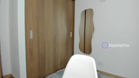 N A T A L I A online show from 12/20/24, 08:34