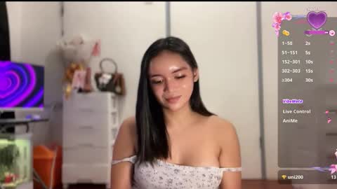 NICOLE online show from 10/04/25, 12:58