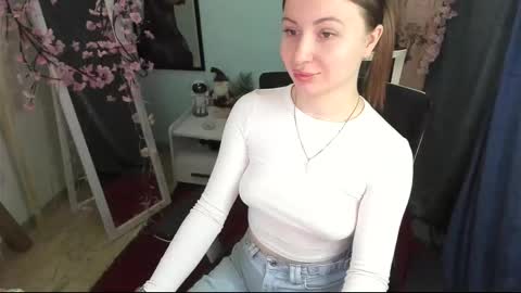 Nicole online show from 02/08/26, 07:45