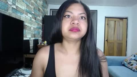 Snapshot of nicoleebon chatting on 10/07/25, 10:56 Nicole online show from 10/07/25, 10:56