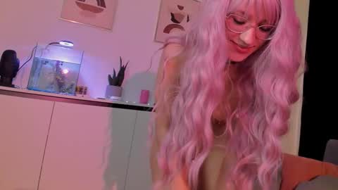 nicoleirisxxx online show from 10/04/25, 06:00