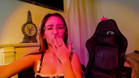 nicoleirisxxx online show from 01/09/26, 06:49