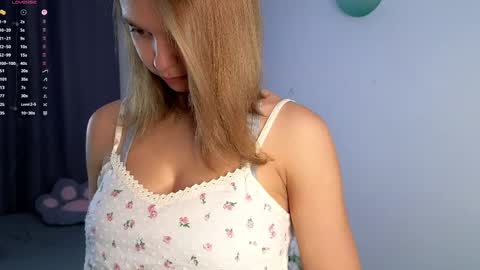 Nicole online show from 04/10/26, 07:18