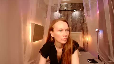Nicole online show from 05/03/26, 12:22