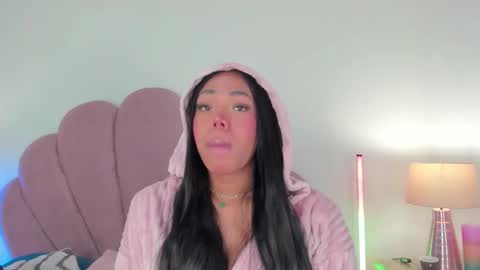 NICOLE online show from 12/05/25, 12:47