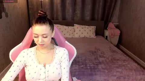 Snapshot of nicolerossss chatting on 07/19/26, 09:35 NicoleRossss online show from 07/19/26, 09:35
