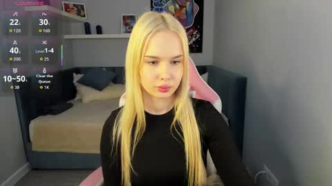 Nicoletta online show from 01/14/26, 12:00