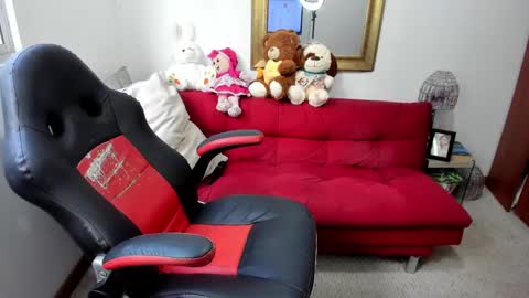 Snapshot of nicolettcolin chatting on 01/29/25, 06:39 Nicolettcolin online show from 01/29/25, 06:39