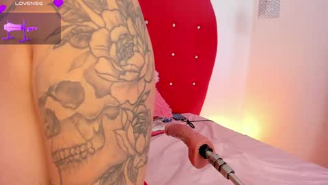 nicolette online show from 01/29/25, 01:38