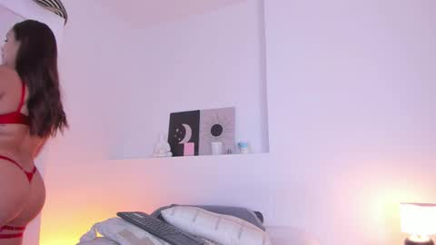 Nicole online show from 03/26/26, 12:11