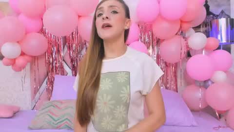 nicoll_89 online show from 05/25/26, 12:11
