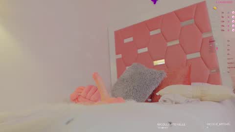  NEW instagram nicollemitchelle online show from 03/01/25, 01:40