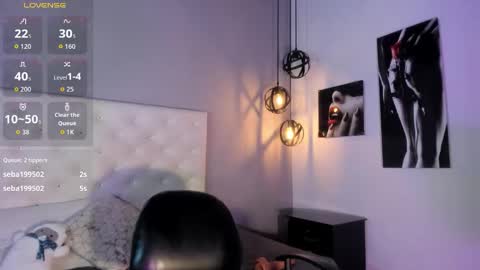 Nicolle online show from 01/05/26, 05:27