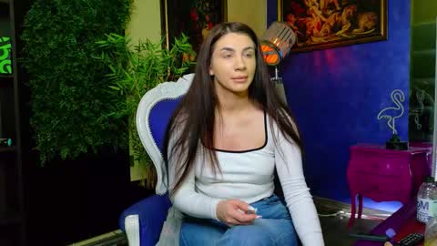 Nicolle online show from 02/28/26, 06:03