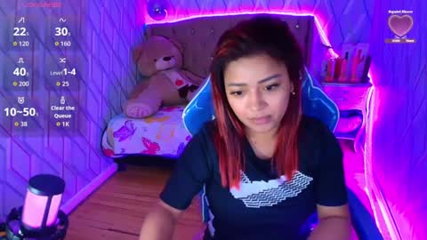 Nicolle Miley online show from 09/27/25, 03:11