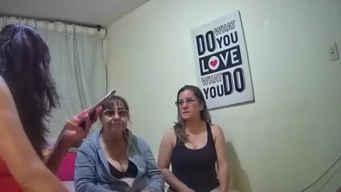 nicoltatiana_ online show from 10/08/25, 11:46
