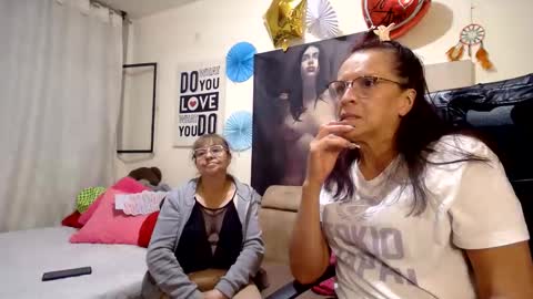 Snapshot of nicoltatiana_ chatting on 05/22/26, 12:29 nicoltatiana_ online show from 05/22/26, 12:29