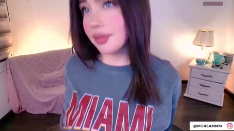 Nicol online show from 09/28/25, 02:17