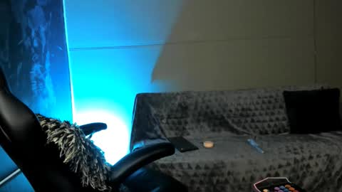 Nicol online show from 12/03/25, 08:40