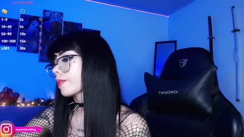 Lizzie online show from 12/14/24, 04:23