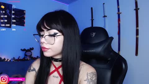 Lizzie online show from 12/21/24, 02:19