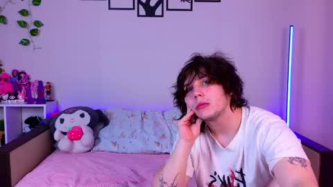 Snapshot of night_angell chatting on 06/08/26, 12:38 Night angel online show from 06/08/26, 12:38