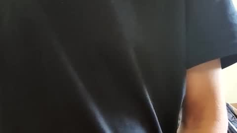 Snapshot of night_daemon chatting on 10/01/25, 10:32 night_daemon online show from 10/01/25, 10:32