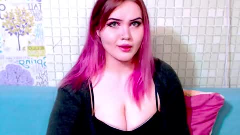 night_shine online show from 02/17/25, 02:09