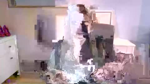 Holly online show from 02/09/26, 05:11