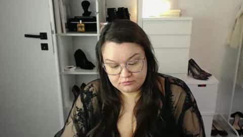 Holly online show from 03/31/26, 06:58