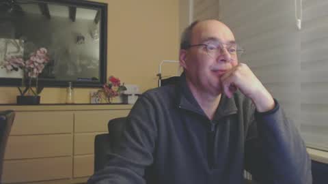 Snapshot of nightkeeper63 chatting on 02/01/25, 11:27 nightkeeper63 online show from 02/01/25, 11:27