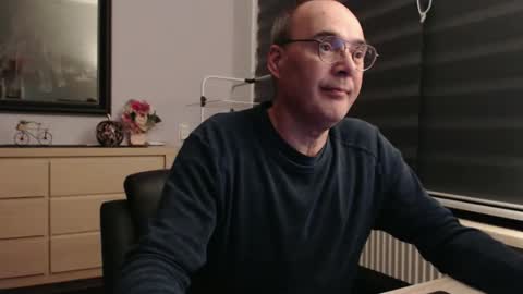 Snapshot of nightkeeper63 chatting on 10/14/25, 11:49 nightkeeper63 online show from 10/14/25, 11:49