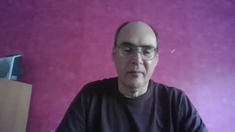 Snapshot of nightkeeper63 chatting on 10/19/25, 01:12 nightkeeper63 online show from 10/19/25, 01:12