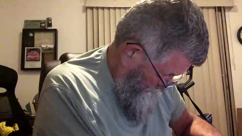 nightmoves1970 online show from 10/20/25, 02:45